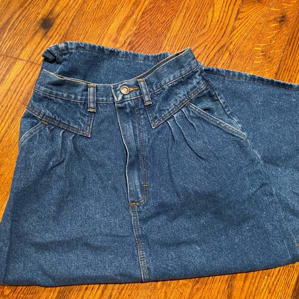 Vintage women’s Wrangler skirt